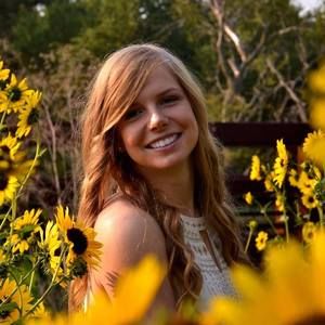 Meet your Posher, Melanie